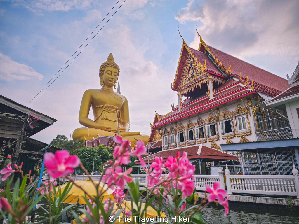 Best Temples in Bangkok: Wat Paknam Phasi Charoen